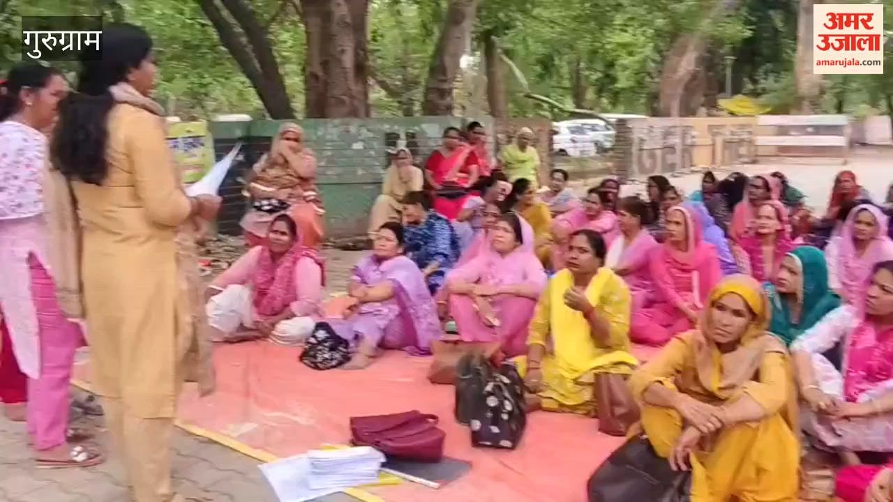 Gurugram Anganwadi workers protest outside District Secretariat over their demands
