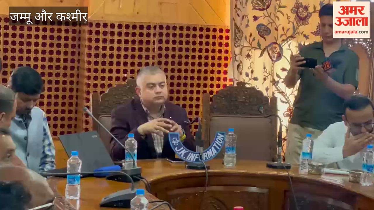 CPCO Amit Sharma Reviews Census Preparations in Shopian, Appeals for Public Cooperation