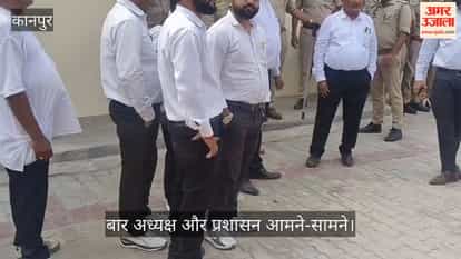 SDM Removes Vehicle Stand Started by Bar Association President in Kanpur Tehsil