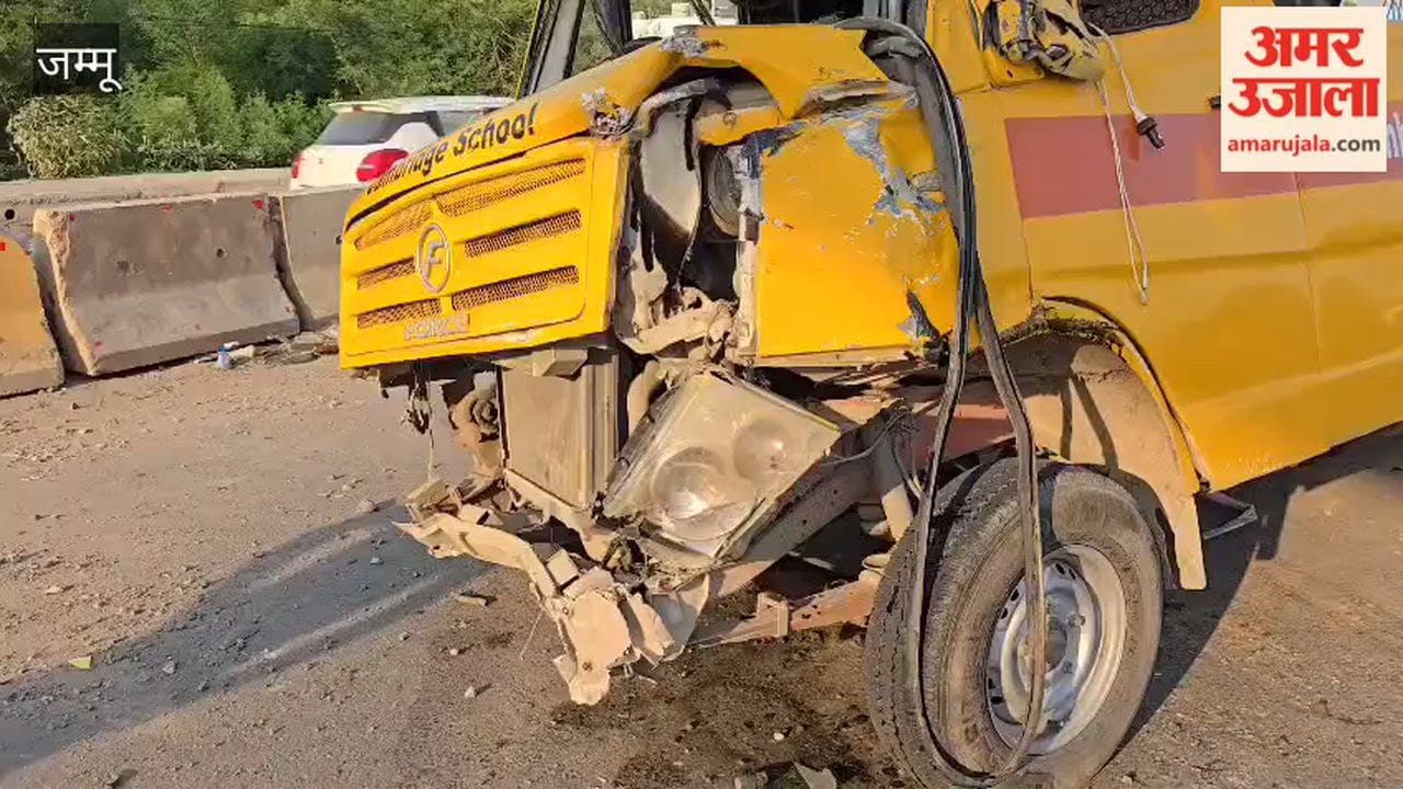 Major road accident in Samba's Ghagwal; tempo carrying 13 passengers overturns
