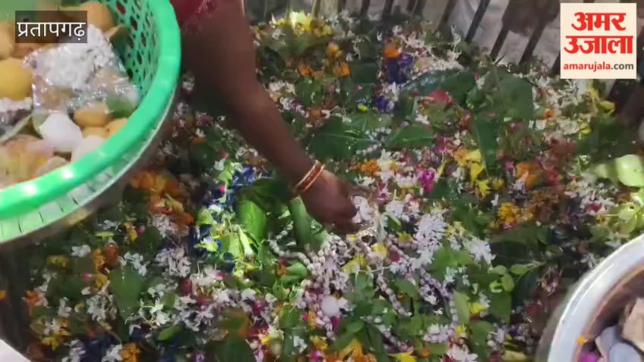 On the fourth Monday of Purushottam month, devotees gathered to visit Baba Belkharnath and perform Jalabhishek.
