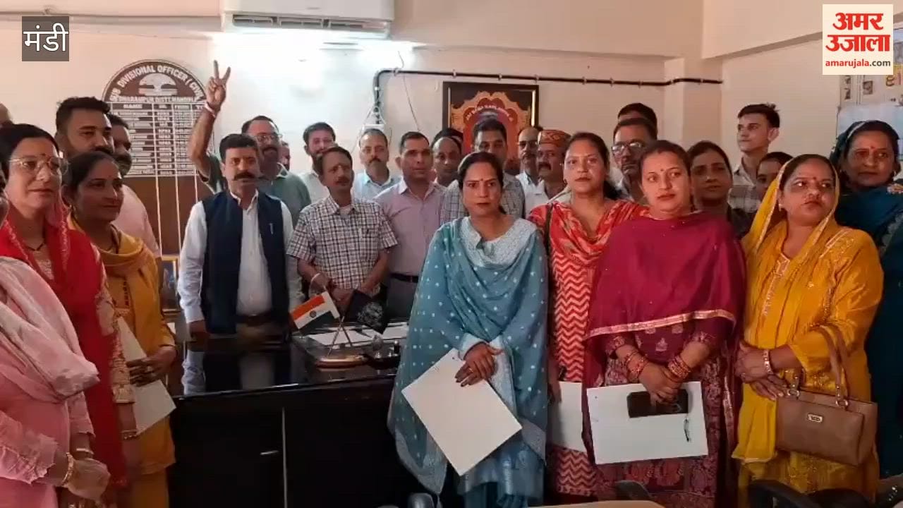 Mandi: Panchayat Samiti members in Dharampur took the oath of office and secrecy