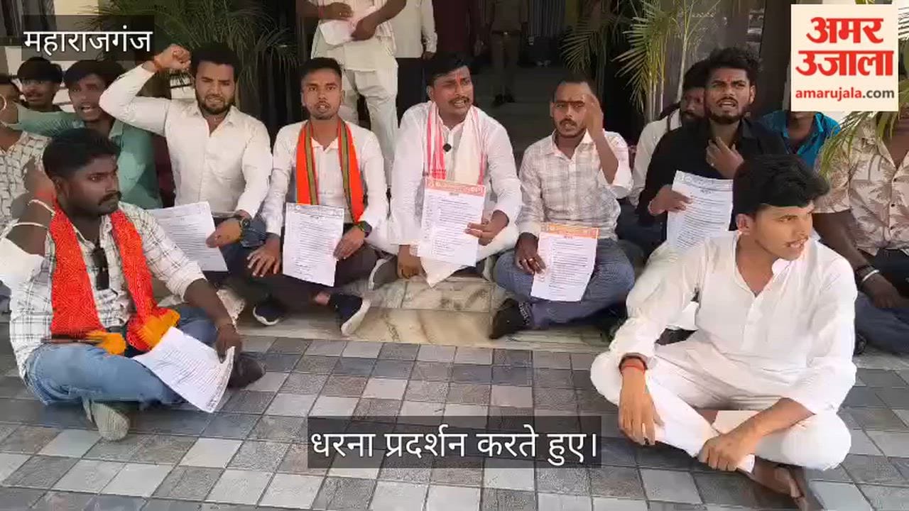 Rashtriya Bajrang Dal protests, submits memorandum of six-point demands