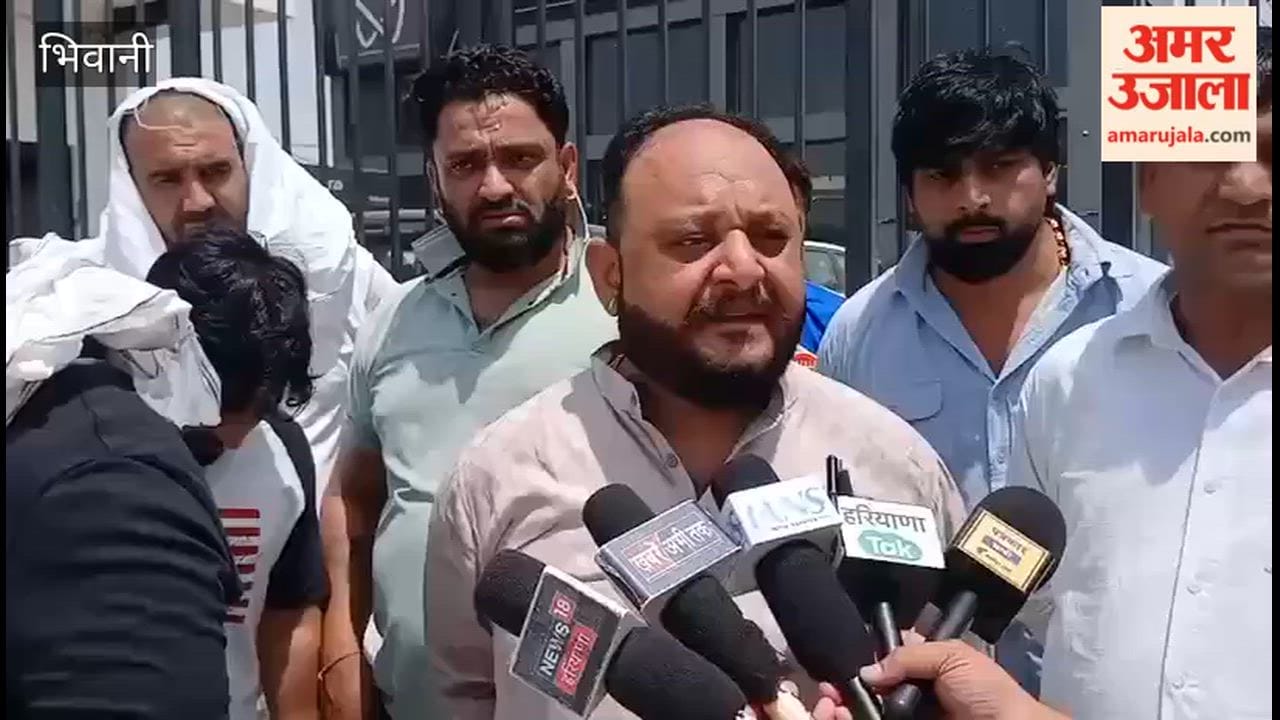 Two brothers locked Mahindra's showroom in bhiwani