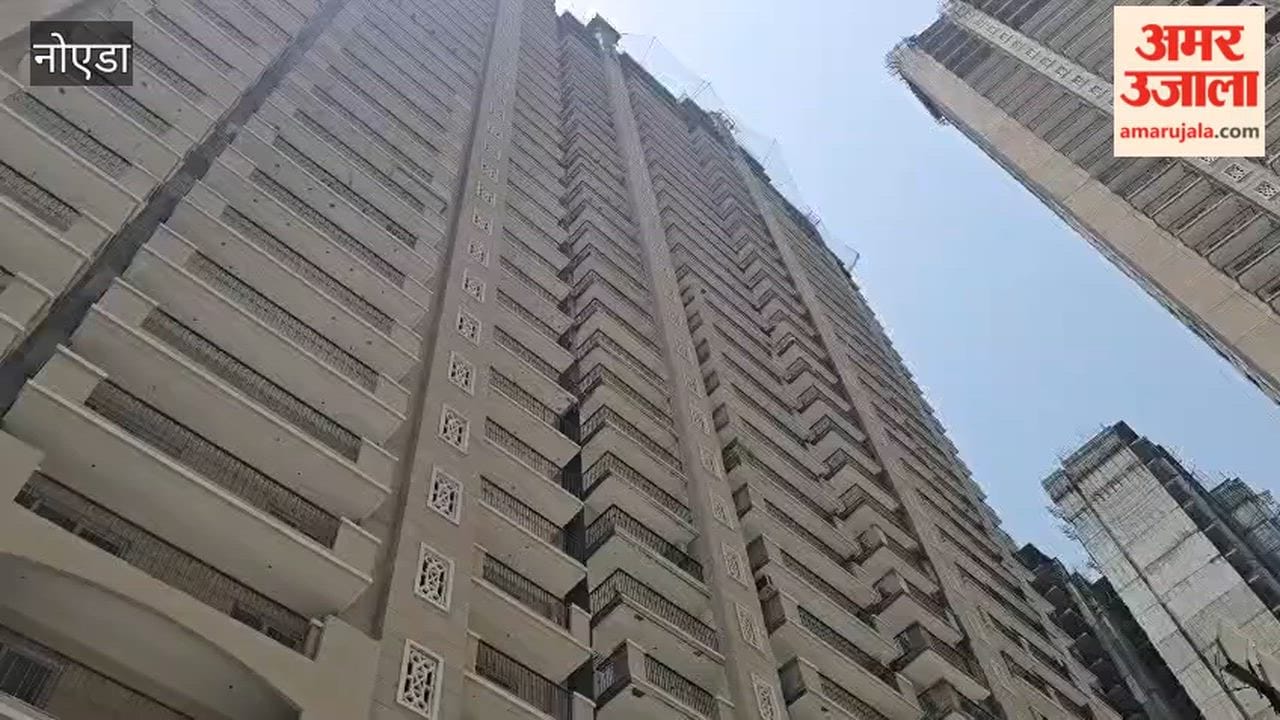Two workers die after falling from the 37th floor in Greater Noida
