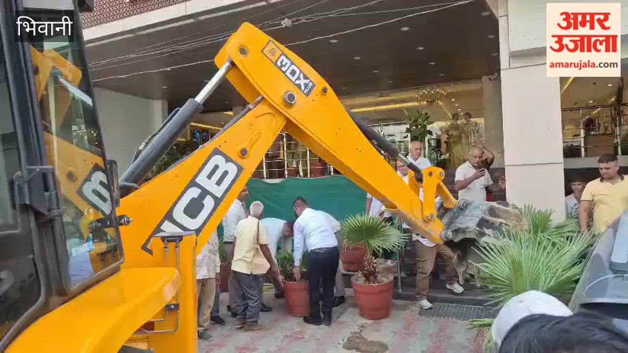 Municipal Council removed encroachments.