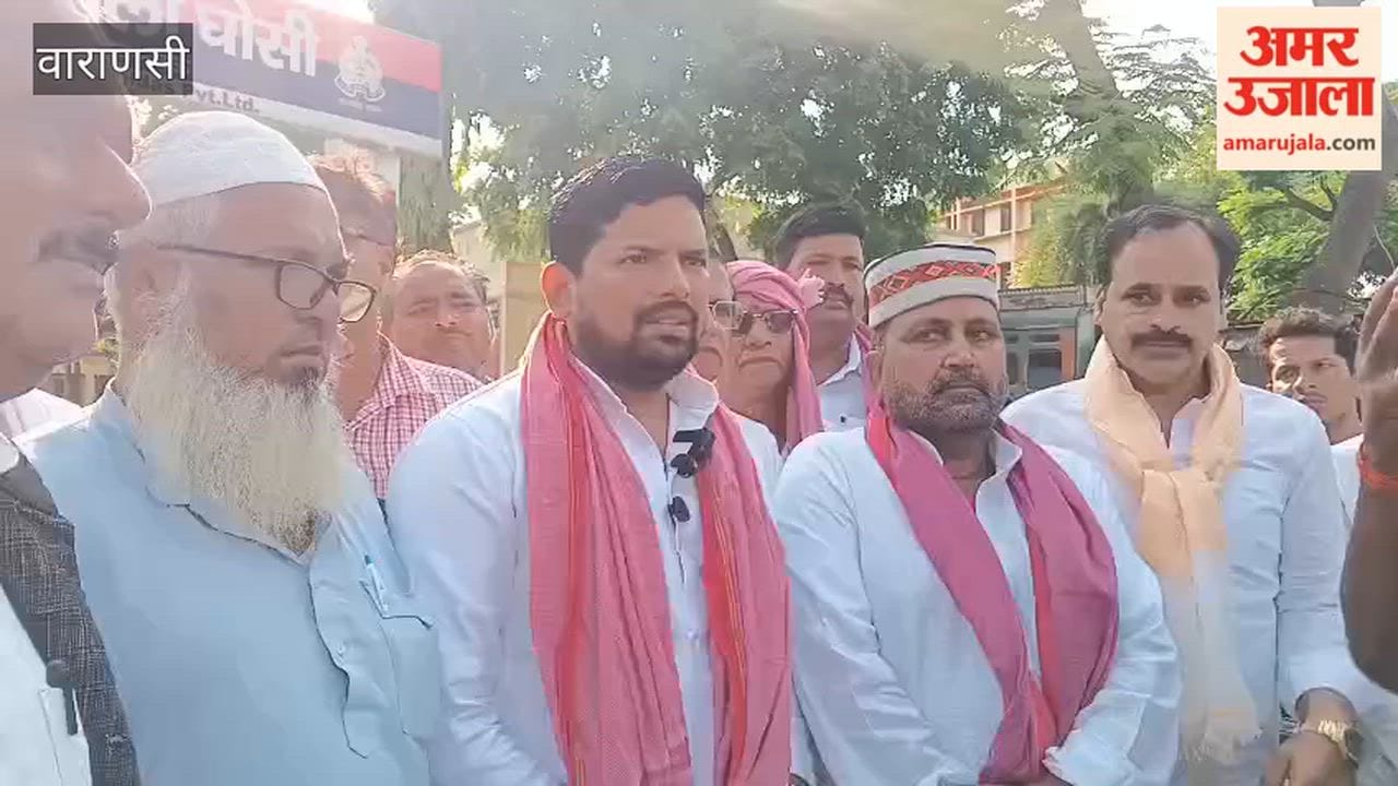 SP workers reach Kotwali protest against objectionable remarks about Akhilesh Yadav daughter