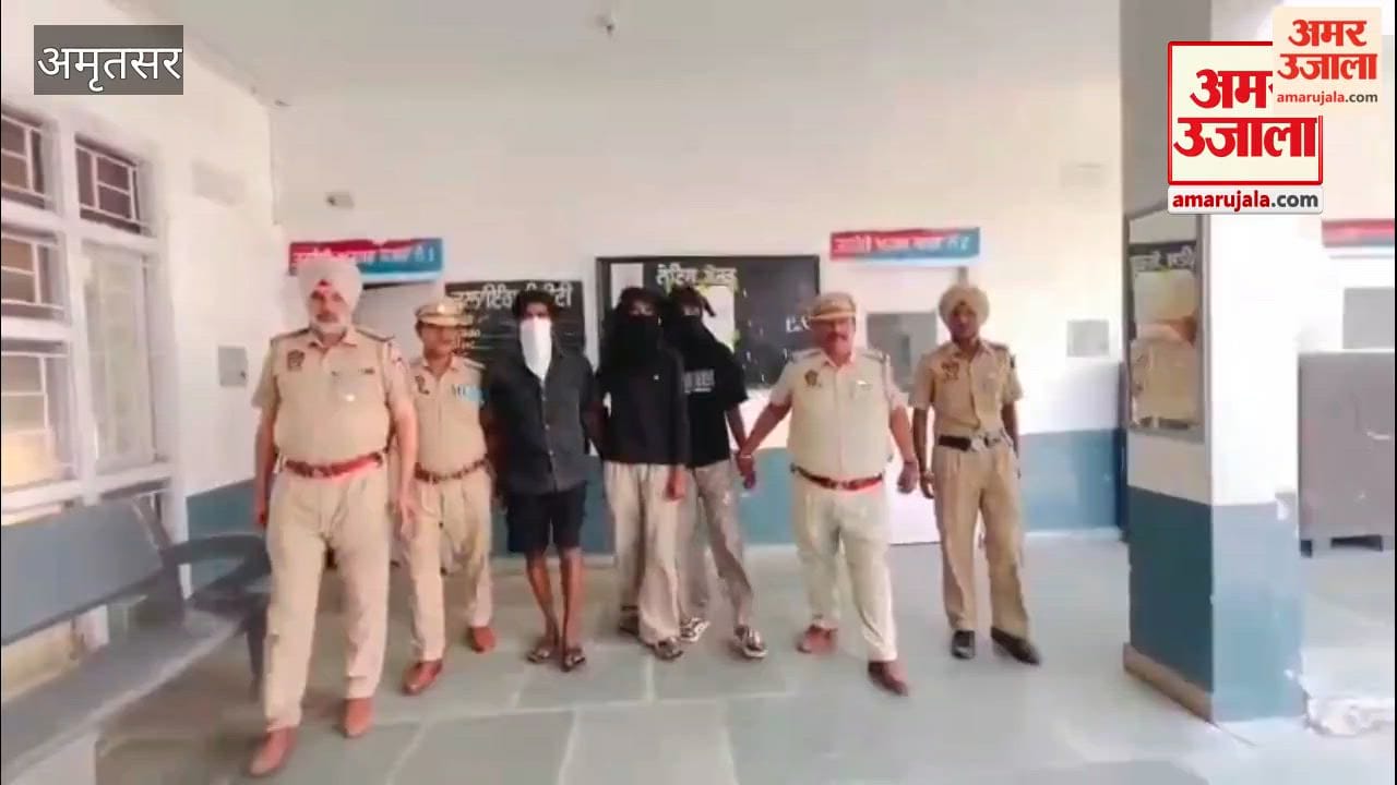 Six smugglers arrested with 30 kg of heroin in Amritsar.