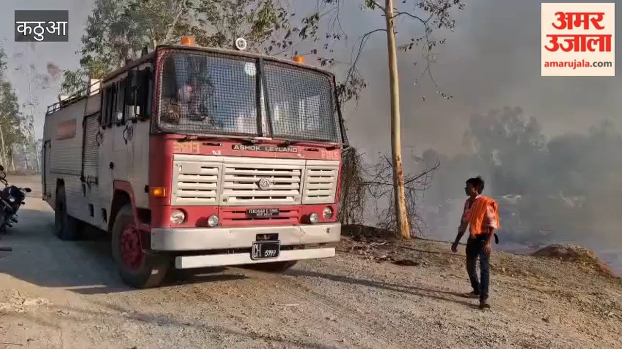 Massive fire at a scrap warehouse