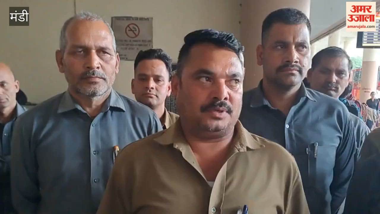 HRTC Protest Mandi Bus Stand Echoes with Slogans, Employees Warn of Strike After June 24