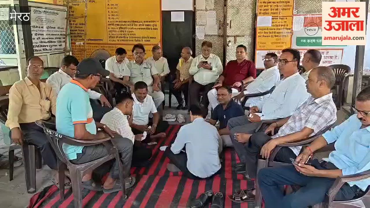Lawyers Lock Registry Office, Stage Protest Against E-Registration System