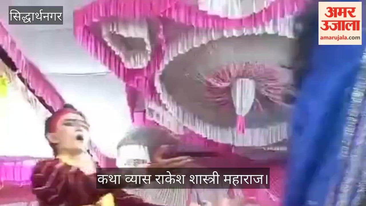 The pandal reverberated with chants of praise as the tableau of the Narasimha avatar was displayed.