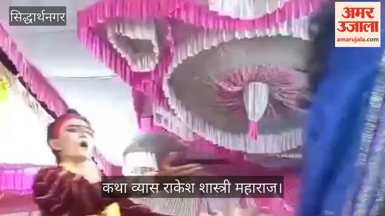 The pandal reverberated with chants of praise as the tableau of the Narasimha avatar was displayed.