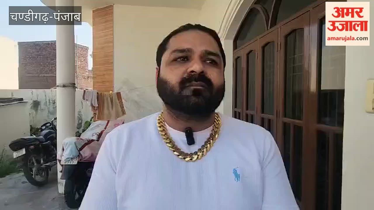 Theft at a house in Pathankot