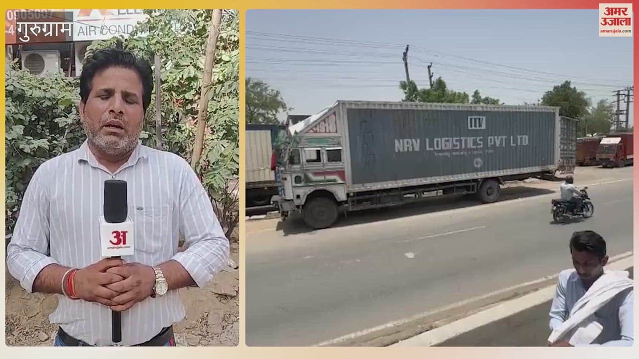 Vehicles parked along the roadside are becoming a cause of accidents