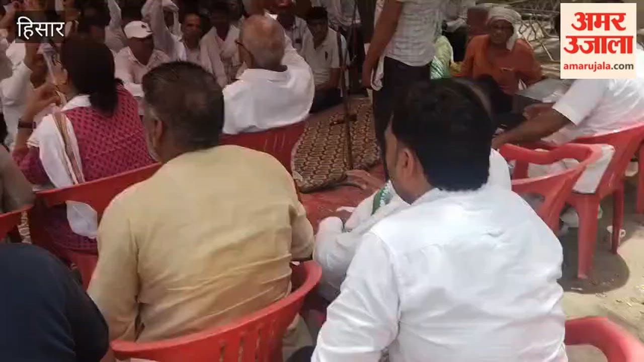 Building Construction Workers' Union staged a protest in Hisar.
