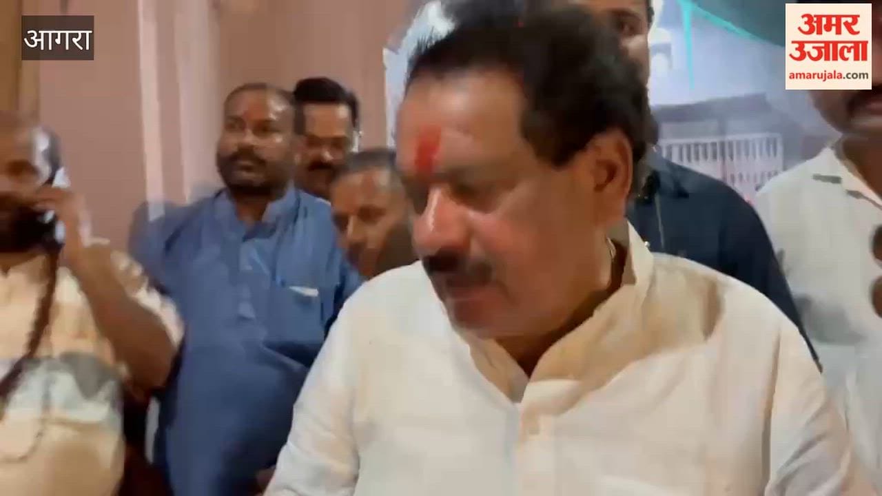 Union Minister of State offered prayers at Bateshwar Temple