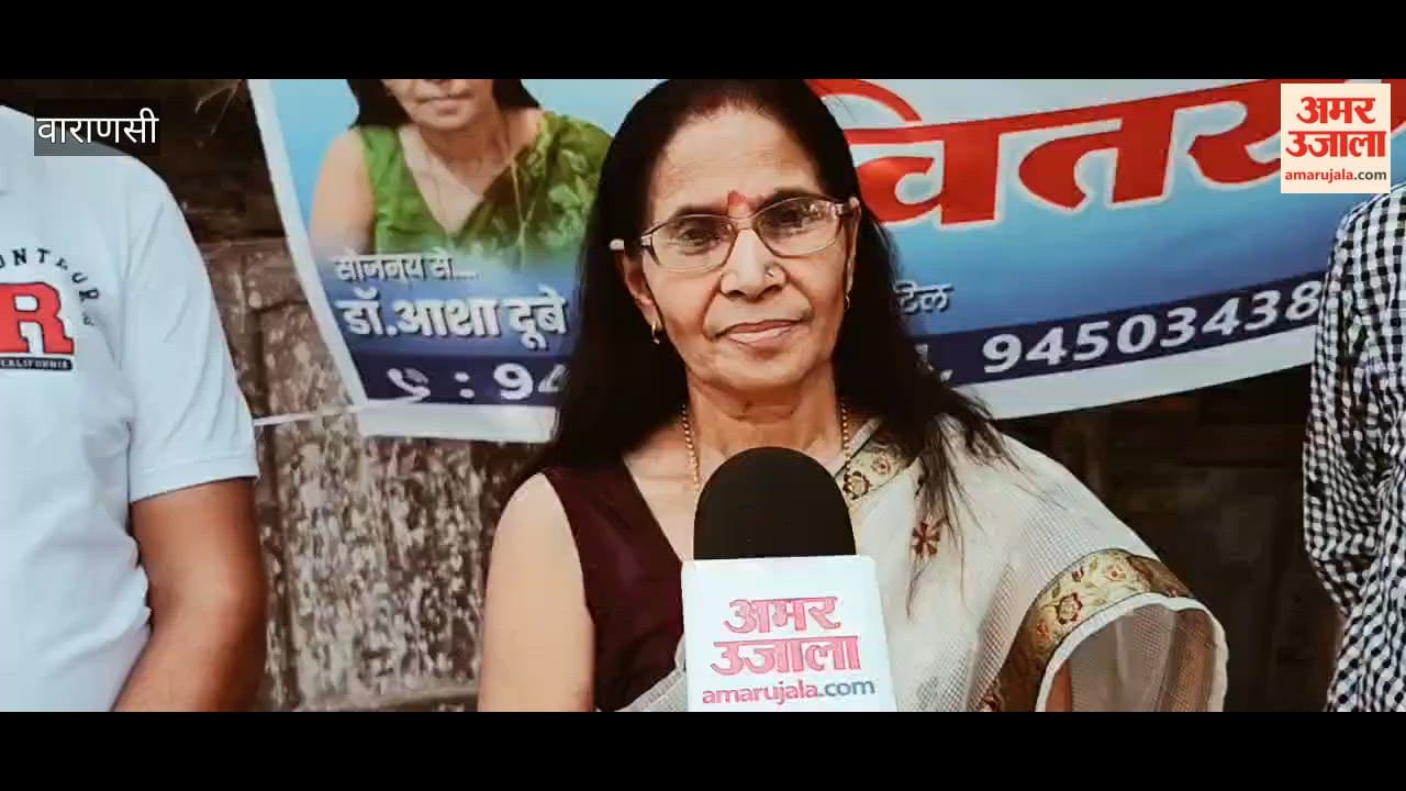 Sharbat distribution in Kashi on last day of Purushottam Maas