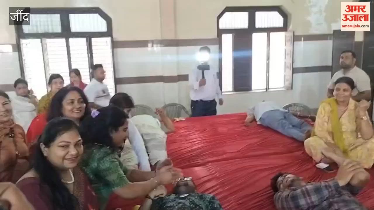 Jind: Amar Ujala Foundation and Hamara Parivar organized a blood donation camp; 70 units of blood were collected, and 20 women donated blood