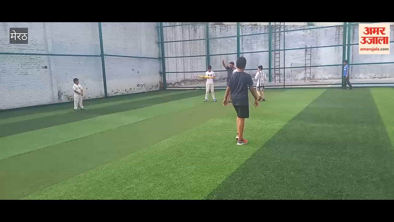 Children Showcase Cricketing Talent at Maheshwari Mitra Mandal Sports Competition
