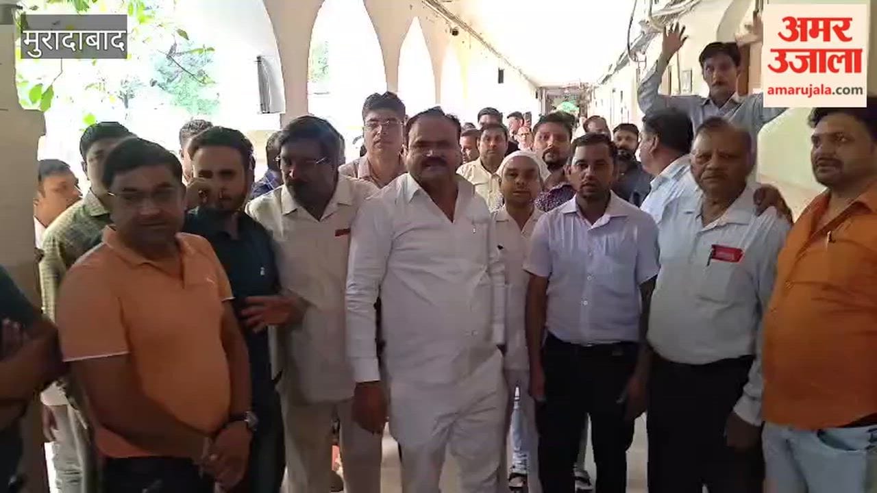 NARMU activists protest against Senior DCM