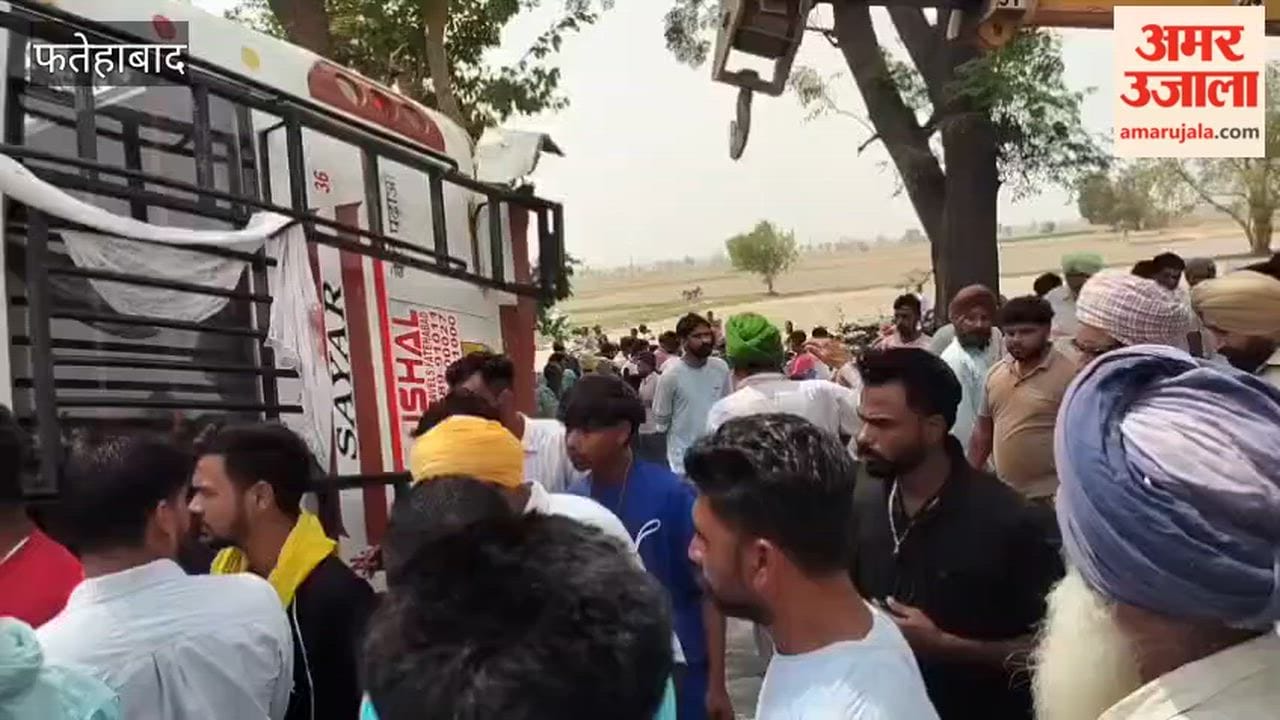 road accident in Tohana Bus overturns in a field 3 dead several and injured
