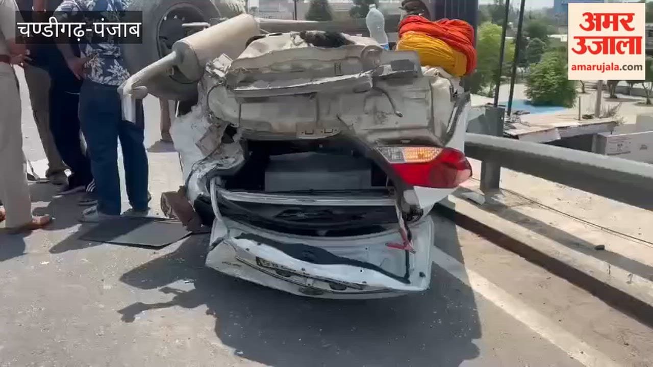 Two people injured in road accident.