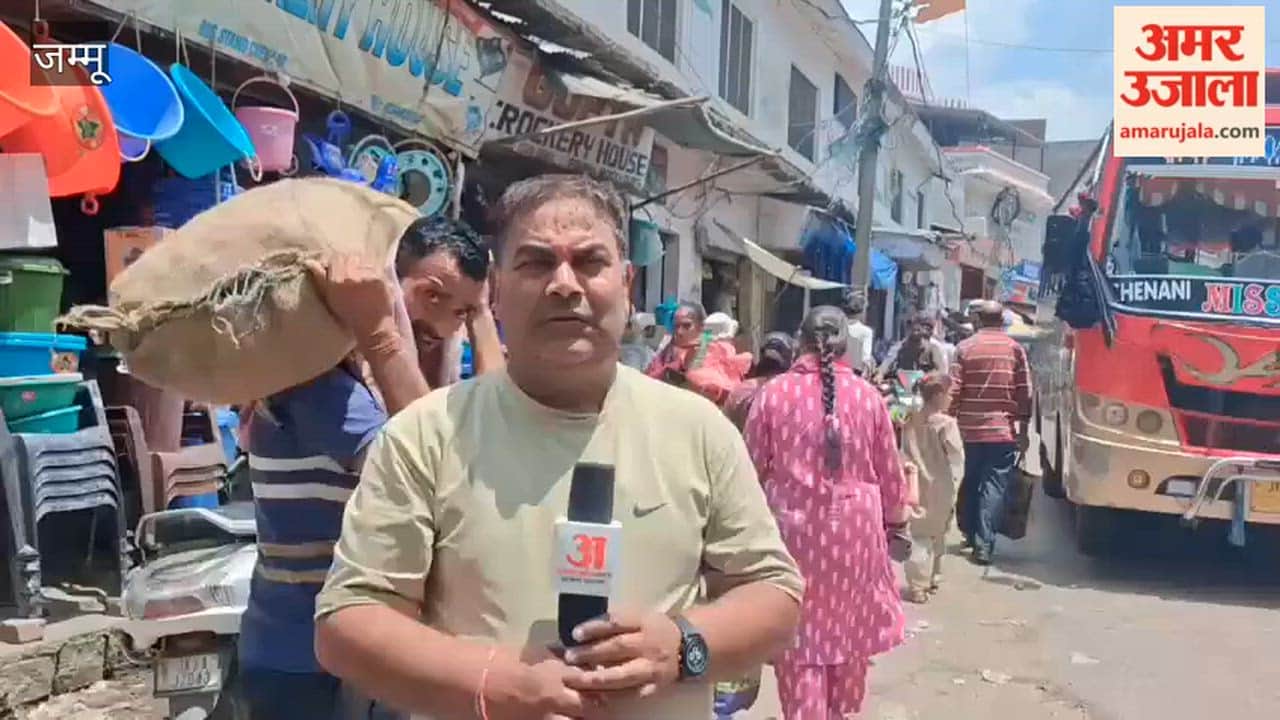 Sanitation workers' protest continues