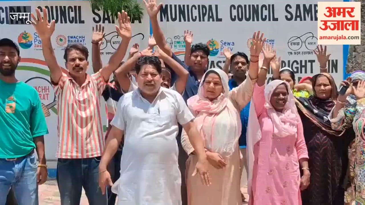 Sanitation workers' strike in Samba continues for the 22nd day
