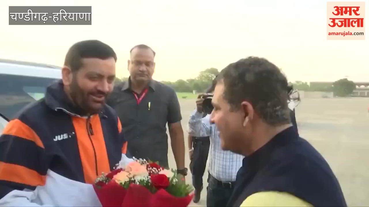Chief Minister Nayab Saini performed yoga at the Haryana Assembly complex.