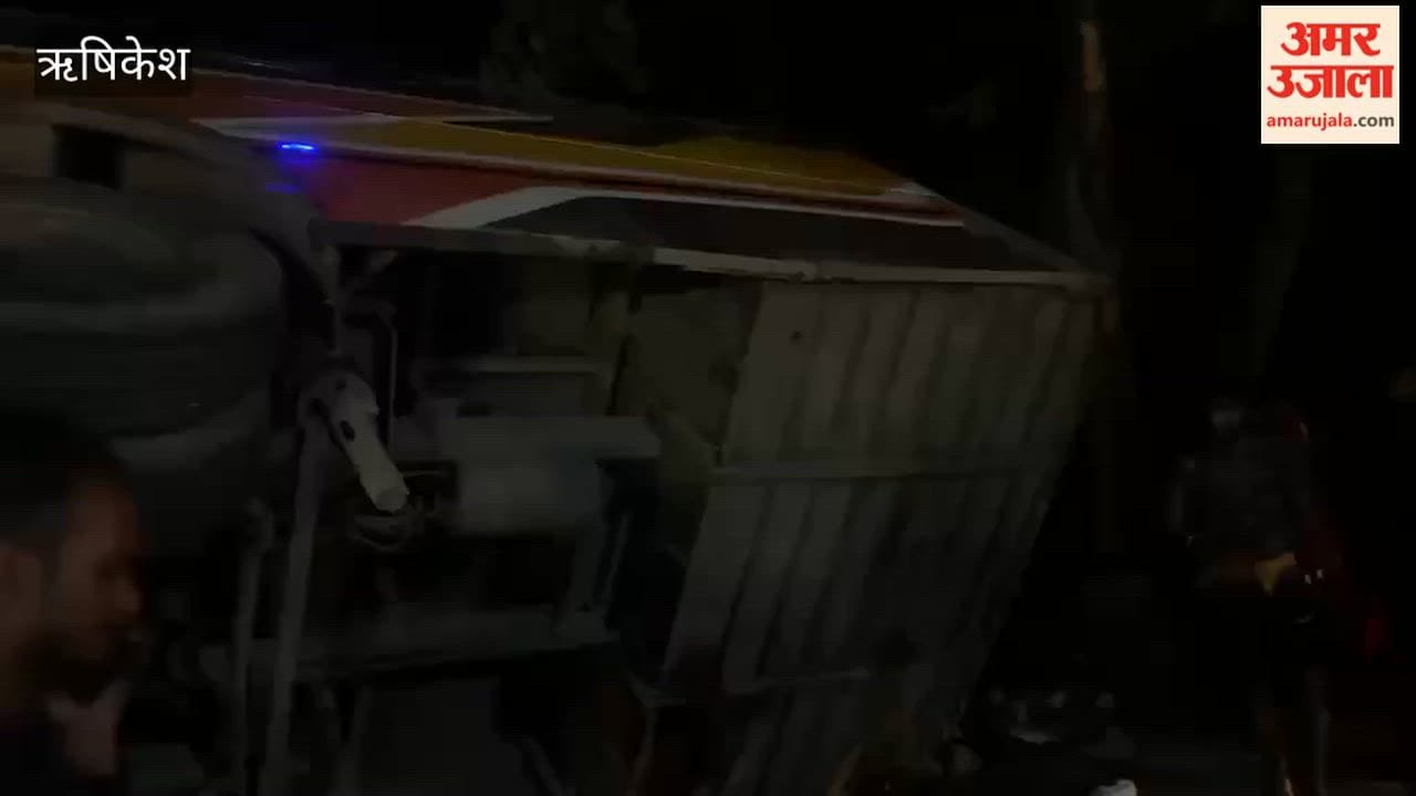 Rishikesh: Pilgrim bus overturns; 2 killed after being hit