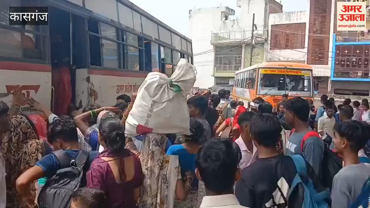 Sisters returning home after celebrating Raksha Bandhan buses packed with crowds