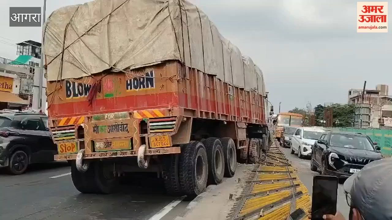 speeding truck mowed down two youths on  highway in Agra