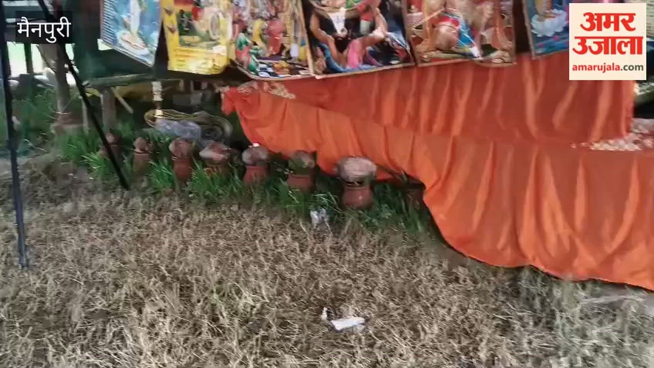 wave of devotion sweeps through Bewar in Mainpuri devotees throng Bhagwat Katha