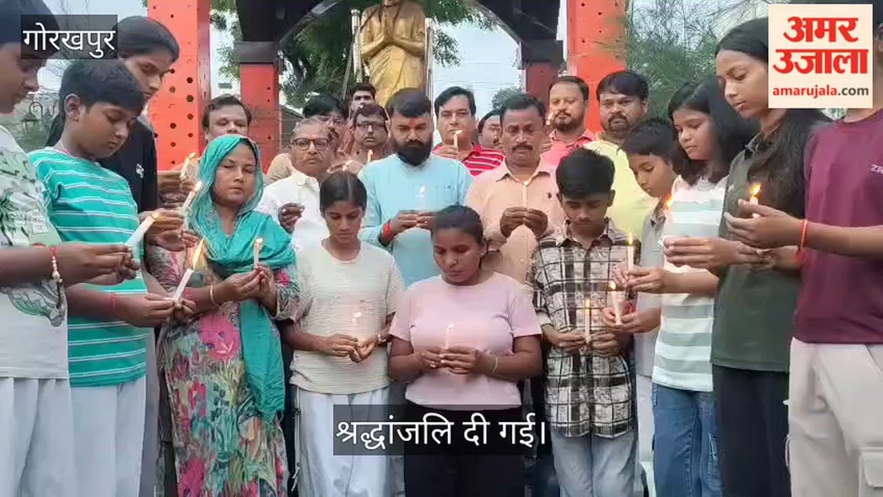 Paid tribute to those who lost their lives in the Nepal flood tragedy by lighting candles.