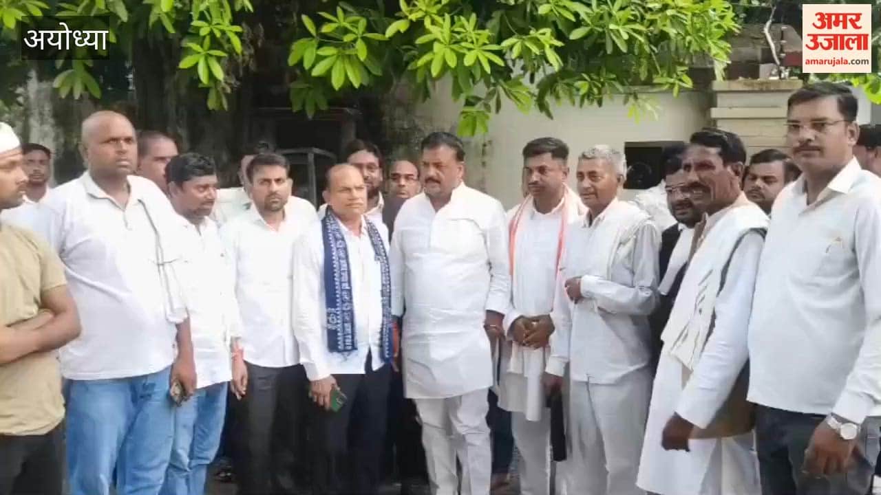 कंदैला हत्याकांड: अयोध्या में एसएसपी से मिले मृतक के भाई, कार्रवाई का आश्वासन