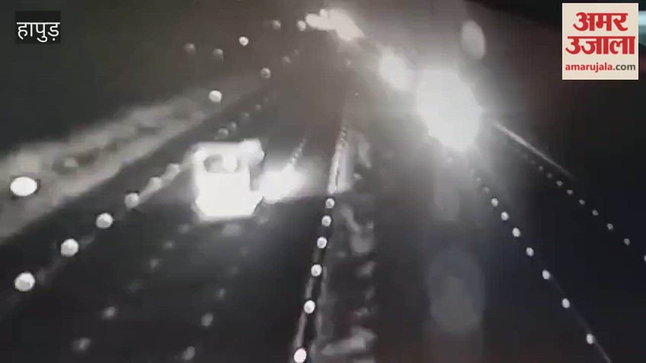 Four youths die on Ganga Expressway