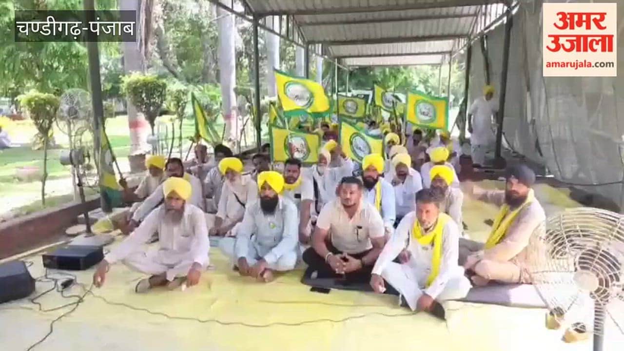 Farmers  protest in Faridkot over 13 point demands