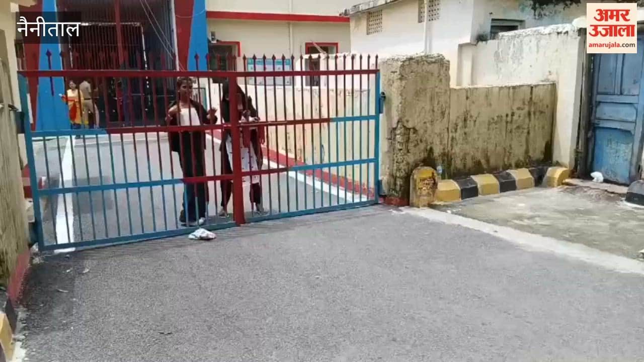 On the day of Rakshabandhan more than 700 sisters reached the sub-jail in four shifts to meet their imprisoned brothers in haldwani