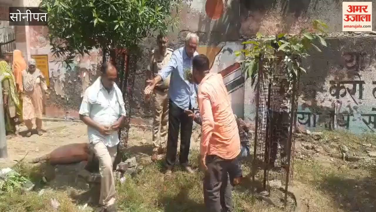 Protest by sanitation workers at the Government Middle School in Model Town Sonipat.