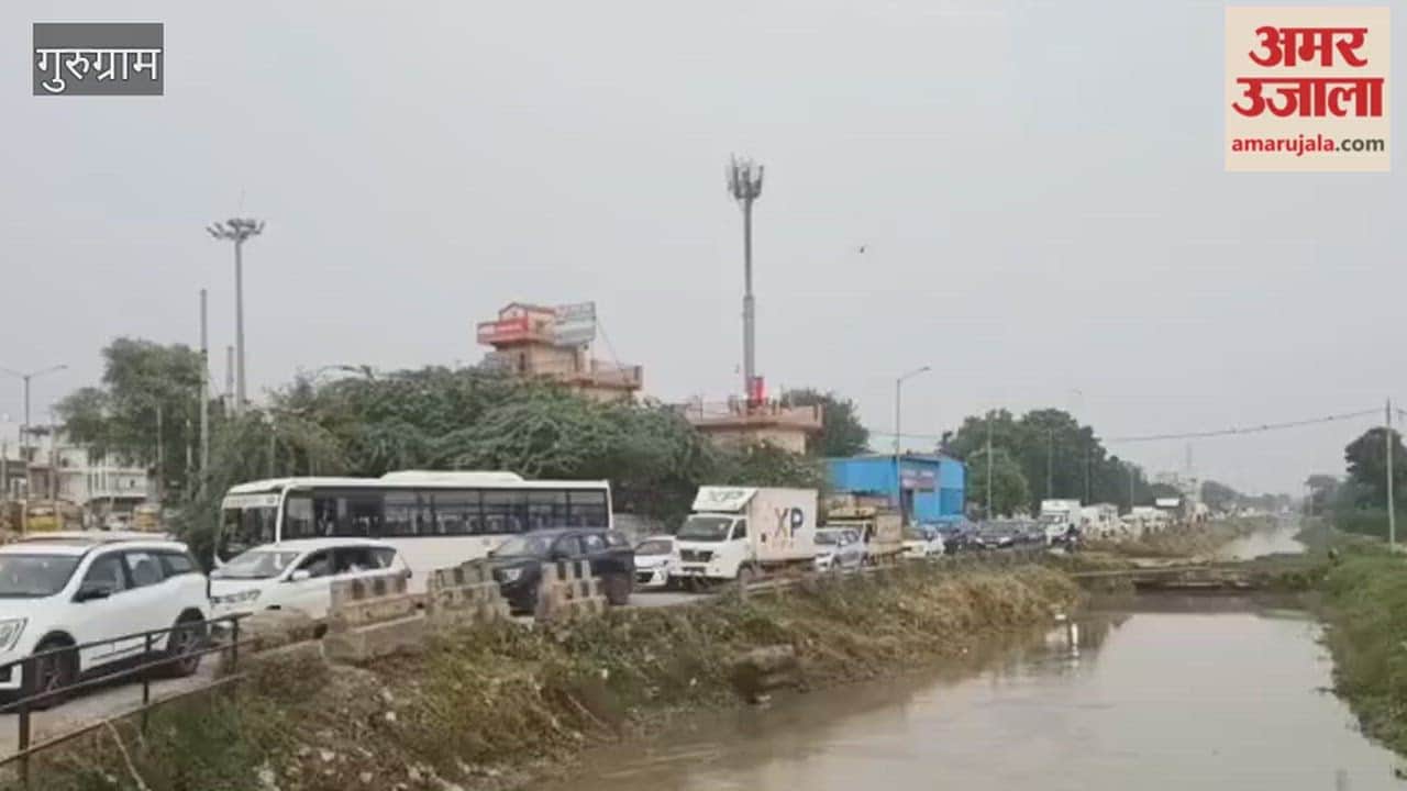 Gurugram: Long traffic jam on Dhankot Bypass.