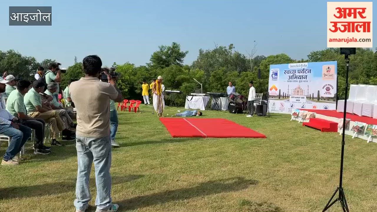 Clean Tourism Campaign Launched Under the Shadow of Taj Mahal