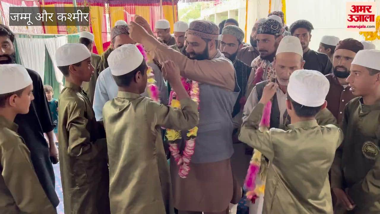 One-Day Sufi and Hifz Dastar Conference Begins in jamia Shabria Kanzul Imaan