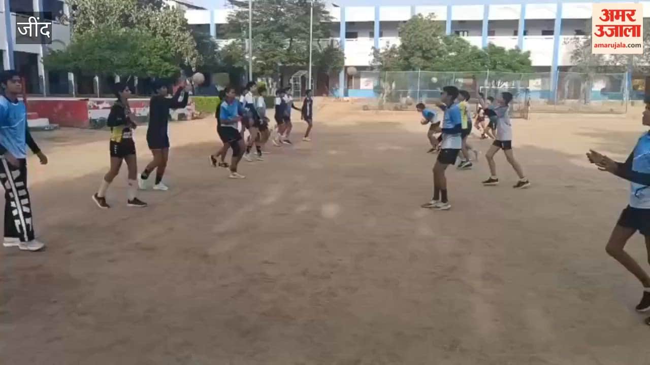 A women's senior handball competition was held at Saraswati Senior Secondary School in Danoda, Jind, on National Sports Day.