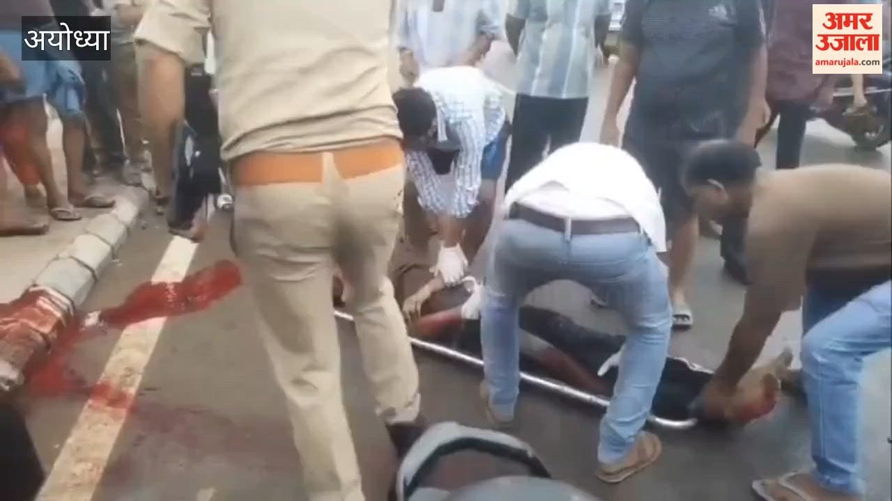 अयोध्या में नगर निगम की खड़ी गाड़ी से टकराई बाइक, युवक की मौत