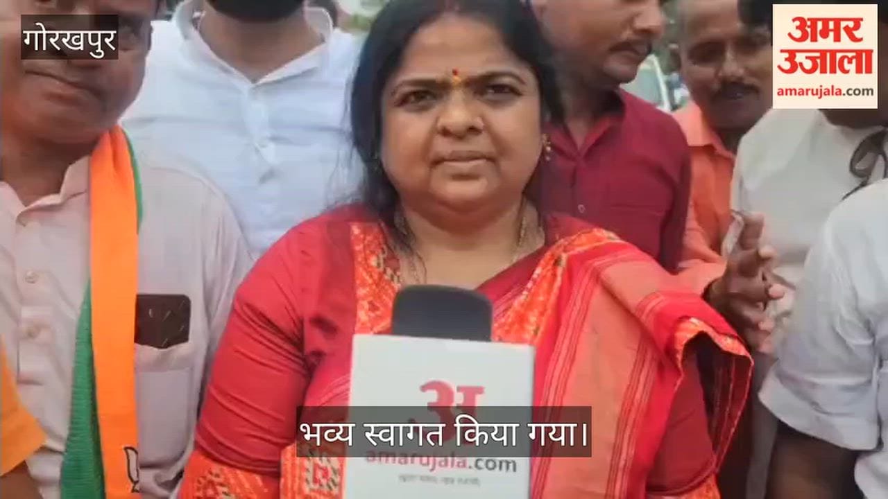 Grand welcome for Rajya Sabha MP Sangeeta Yadav in Chauri Chaura.