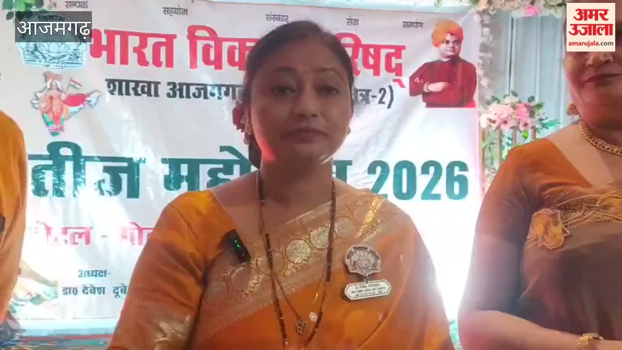 Anuradha Pandey wins Teej Queen title Dr. Neha Dubey triumphs in Mehendi competition