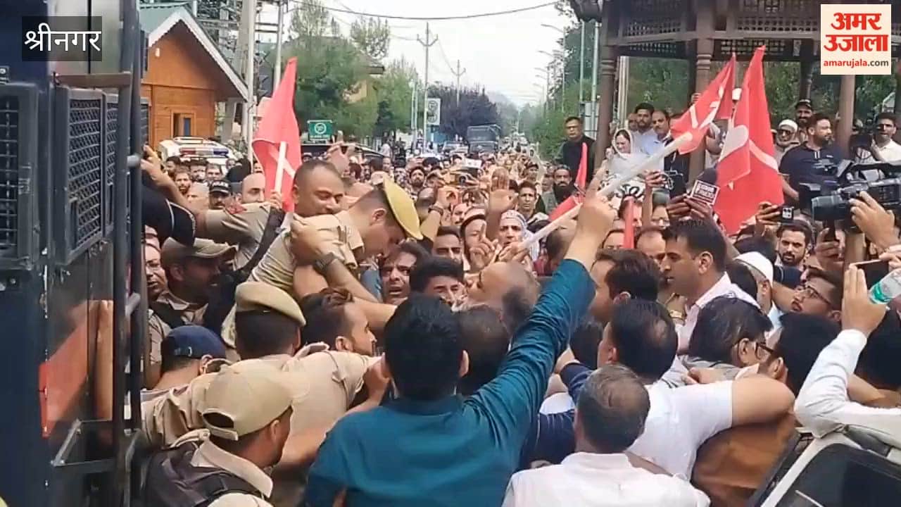 NC protests in Srinagar demanding restoration of statehood.