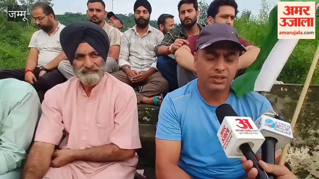 Outrage in Pauni over the insult to the Tricolour in New York