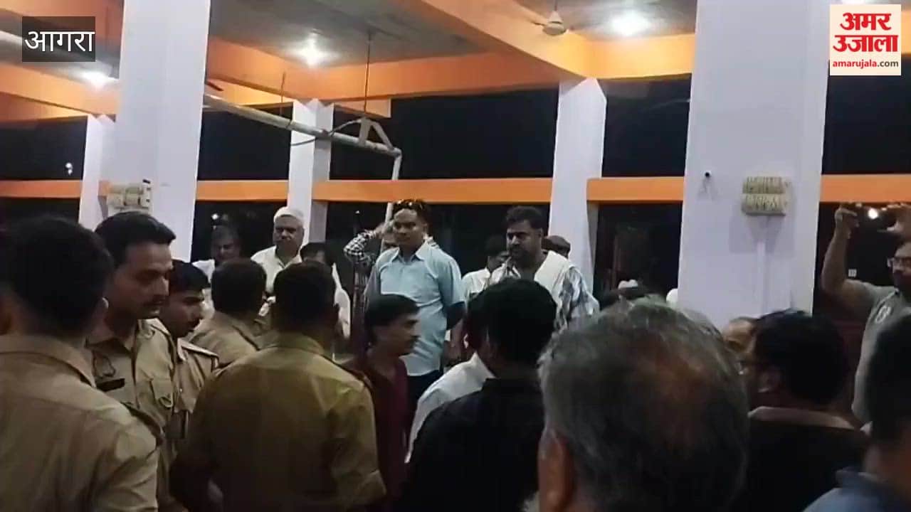 Uproar in Agra against sub-inspector for speaking out against the Agarwal community